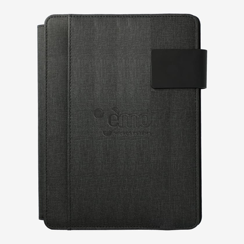 Photo of Titus 5000 M Ah Wireless Charging Journal