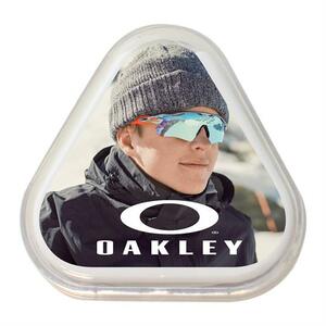 Photo of Ear Buds With Triangle Case