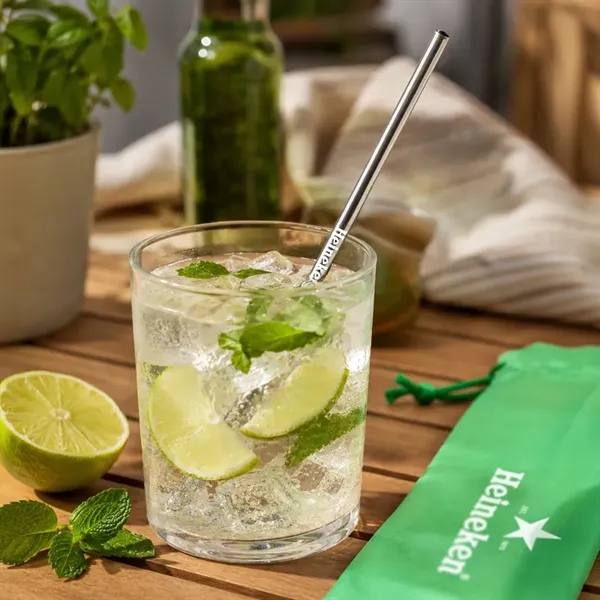 Lifestyle Straw color option for 3 Pc Straw Kit