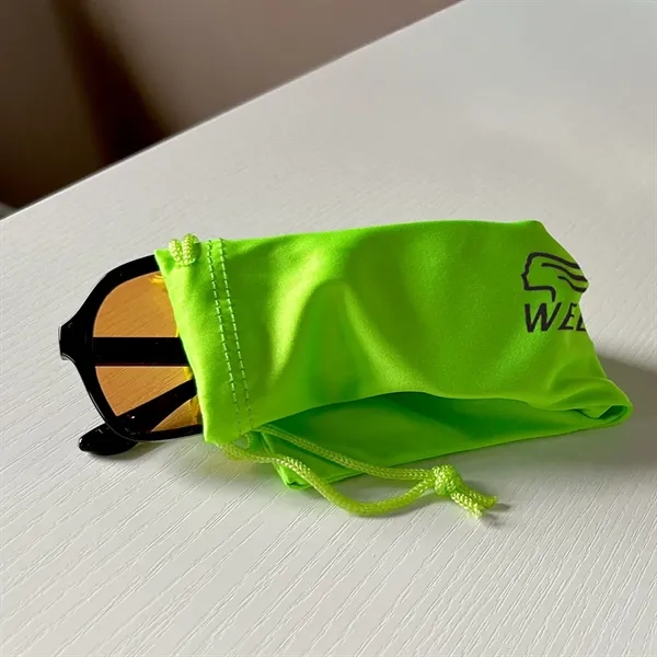 Lifestyle 2 color option for Drawstring Pouch