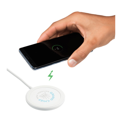 Photo of Mag Click™ Pro Fast Wireless Charging Pad