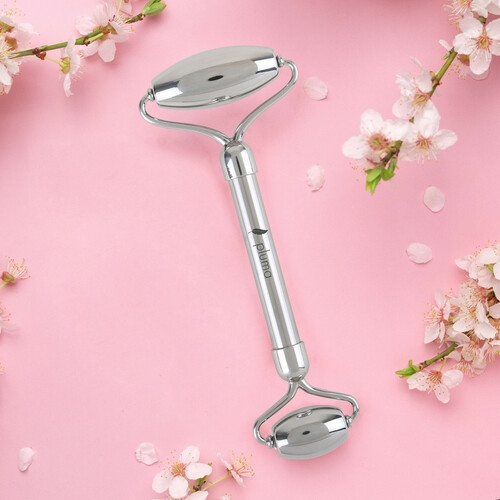 Main photo of Refine Facial Roller
