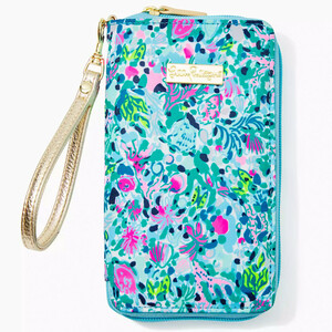 Photo of Lilly Pulitzer Tiki Palm Wristlet
