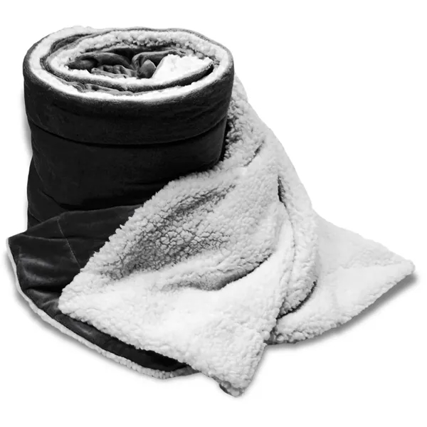 Black color option for Oversized Mink Sherpa Blanket
