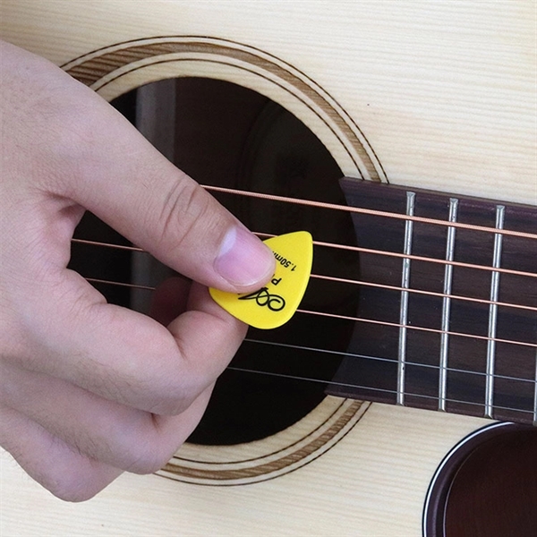 Yellow color option for Guitar Pick