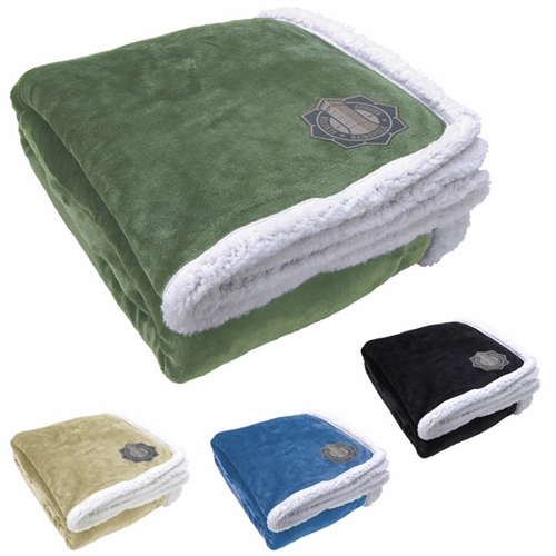 Main photo of Oversize Sherpa Blanket