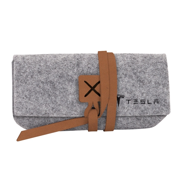 Tan color option for Sierra Felt Sunglass Case