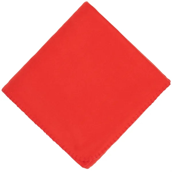 Red (Rd) color option for Fleece Blanket
