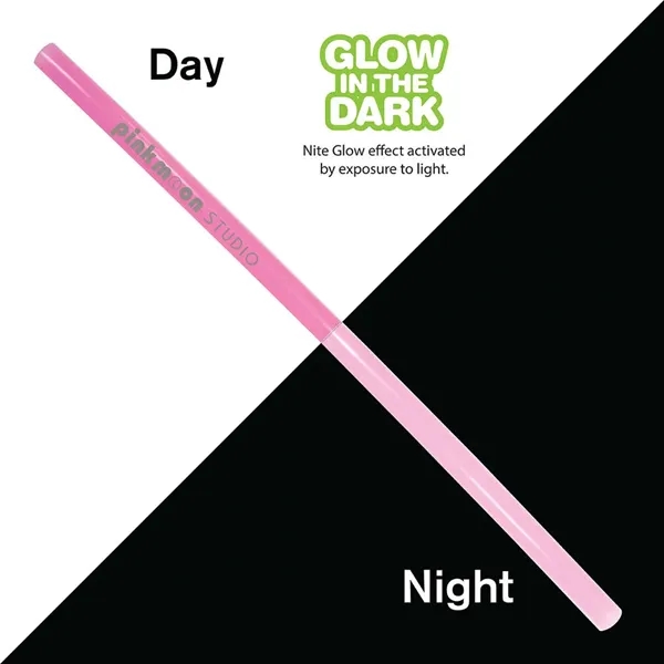 Pink color option for Nite Glow Reusable Straw