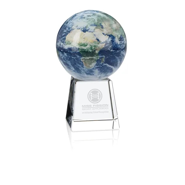 Satellite color option for Mova® Globe
