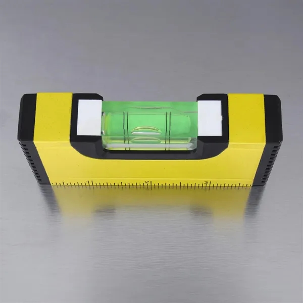 Yellow color option for Magnetic Pocket Level
