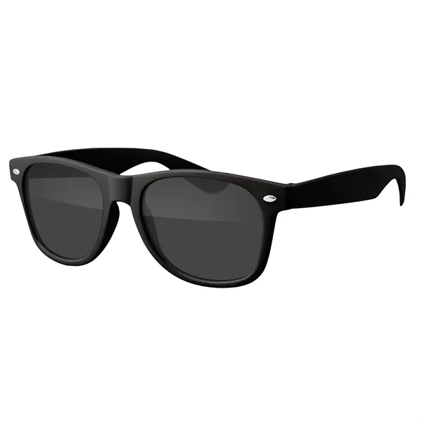 Black color option for Retro Vibes Sunglasses