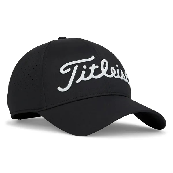 Black-White color option for Titleist Players Tech Cap