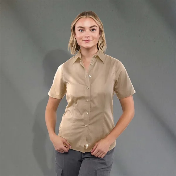 Desert Khaki (169) color option for Women's Stirling Short Sleeve Shirt