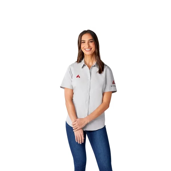 Silver (927) color option for Women's Samson Oxford Ss Shirt