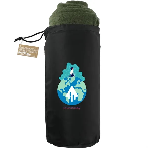 Green (Gr) color option for 100% Recycled Pet Fleece Blanket With Rpet Pouch