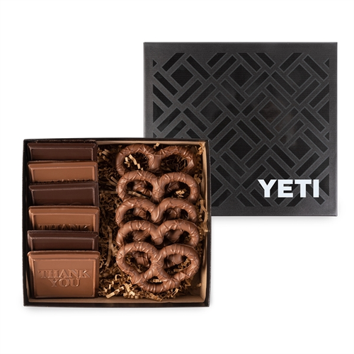 Main photo of 6 Piece Cookie And Confection Gift Box With Pretzels