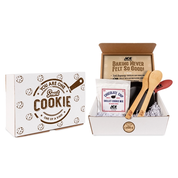White color option for Fresh Beginnings Skillet Cookie Kit W/Bamboo Cooking Utensil