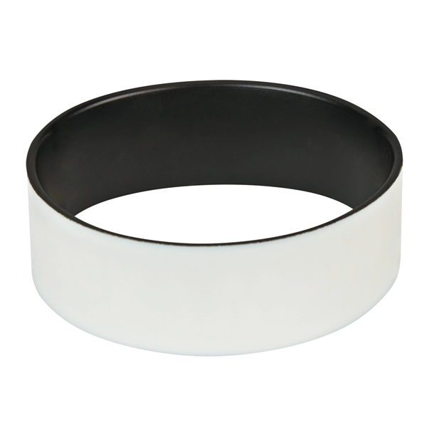White W/Black color option for Elastic Silicone Hand Strap