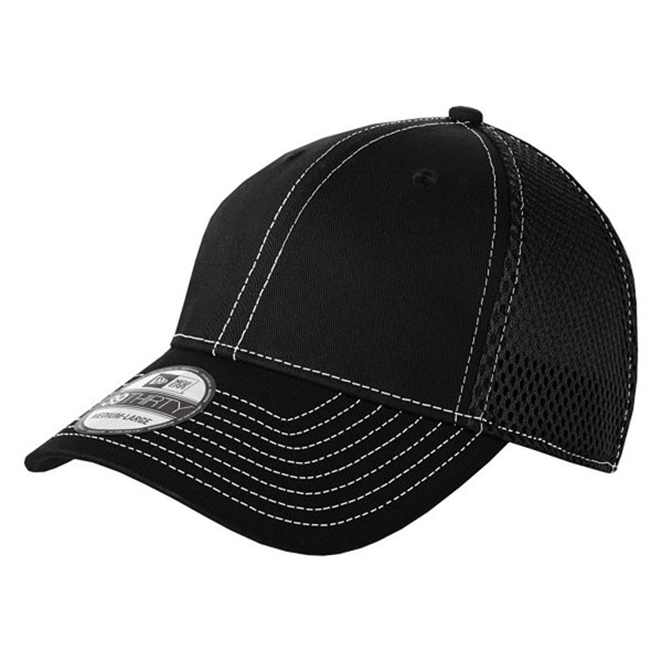 Black/ White color option for Dynamic 6 Panel Face Cap