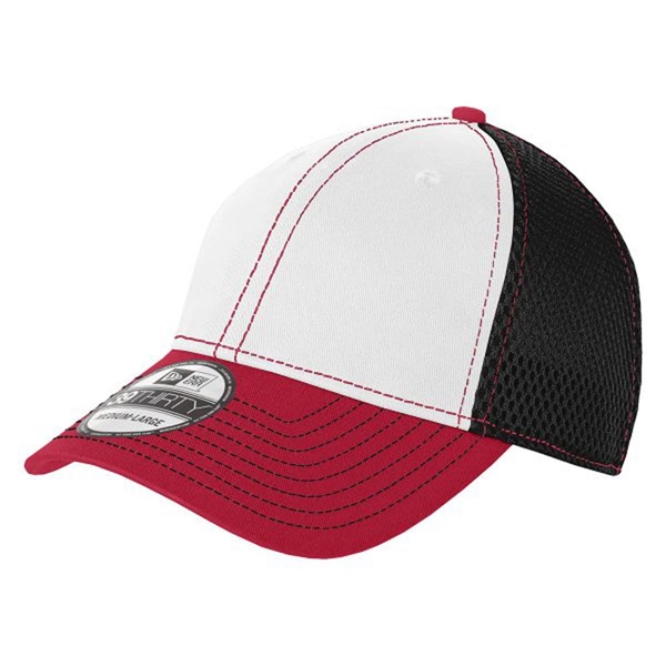 White/Scarlet Black color option for Dynamic 6 Panel Face Cap