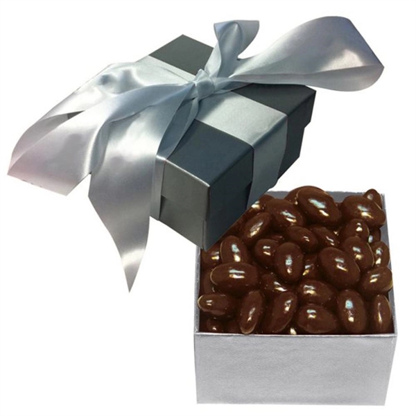 Silver color option for Tasty Classics Gift Box