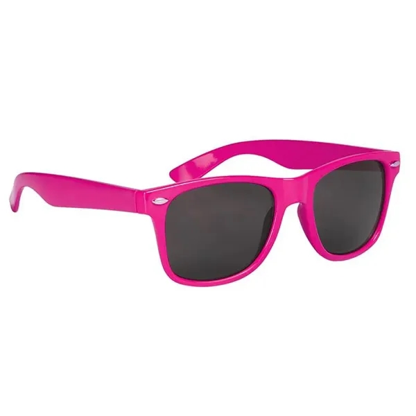 Magenta color option for Malibu Sunglasses