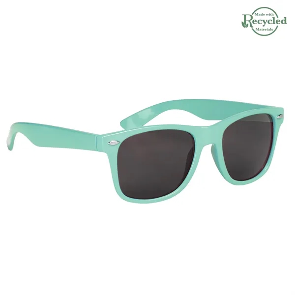 Seafoam Green color option for Malibu Sunglasses