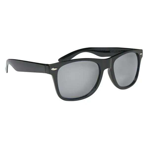 Black With Silver color option for Mirrored Malibu Sunglasses