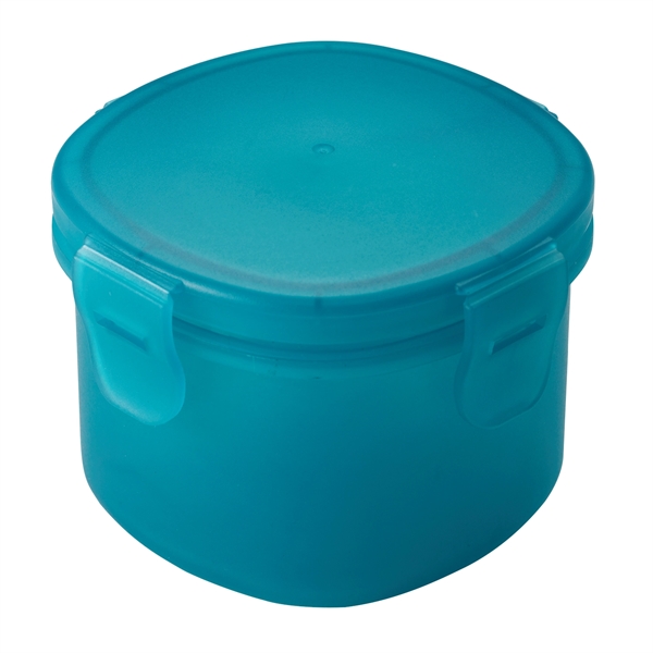 Translucent Aqua color option for Snack In Food Storage Container