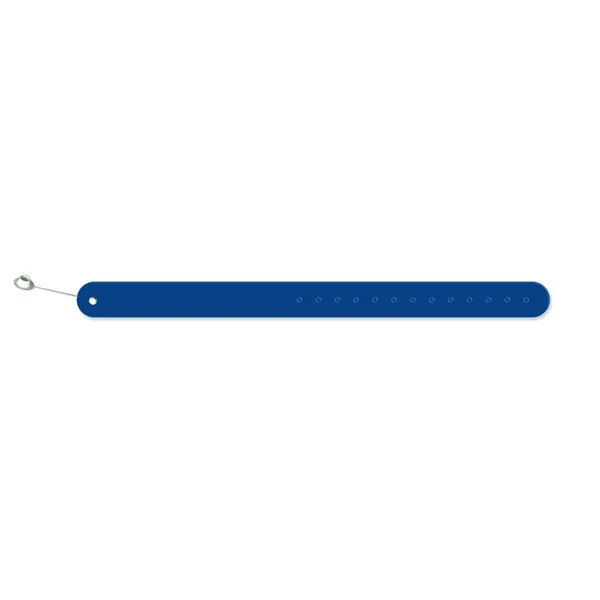 Blue color option for Reflective Wristag®