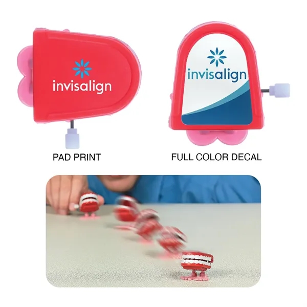 Red color option for Chattering Teeth