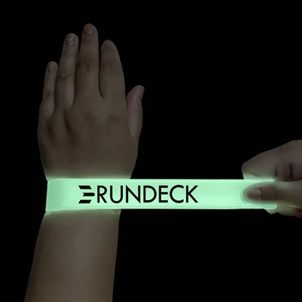 Lifestyle 2 color option for Glow Slap Bracelet